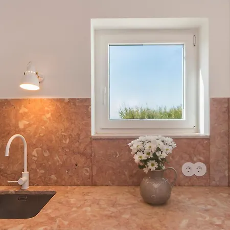 Villa Windsoul. Exclusive Windmill Atouguia da Baleia
